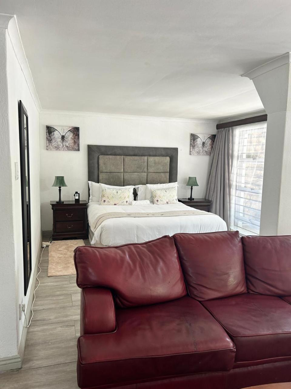 Calla Lily Guesthouse 内尔斯普雷特 外观 照片