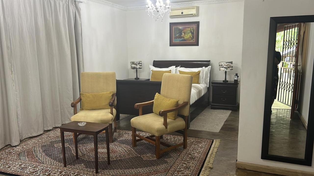 Calla Lily Guesthouse 内尔斯普雷特 外观 照片