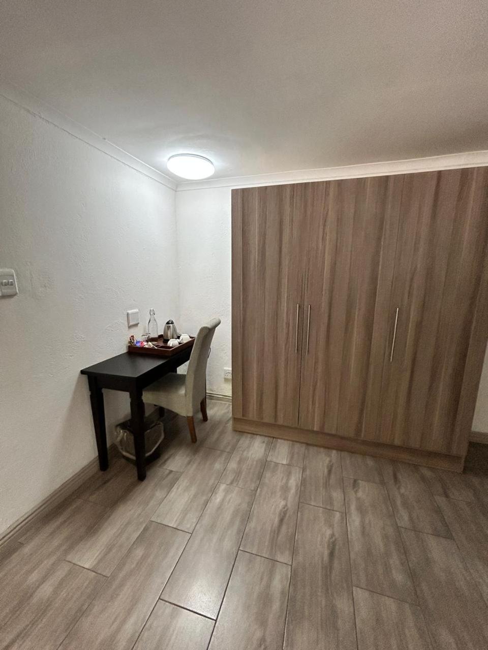 Calla Lily Guesthouse 内尔斯普雷特 外观 照片