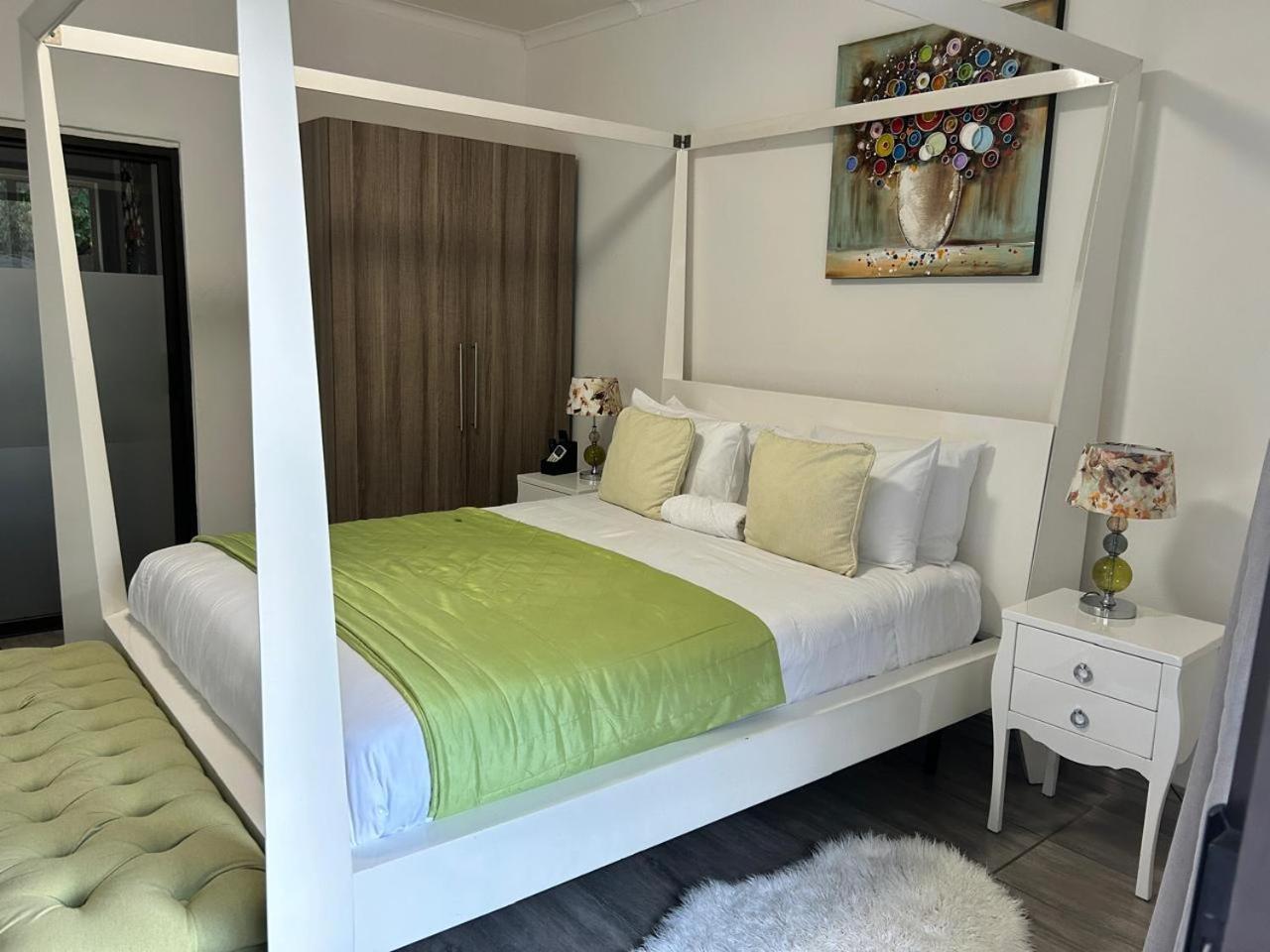 Calla Lily Guesthouse 内尔斯普雷特 外观 照片