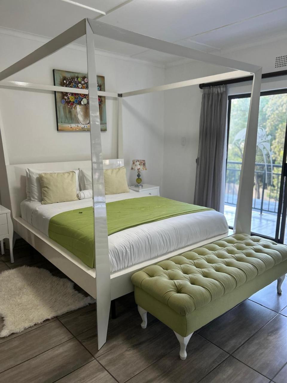 Calla Lily Guesthouse 内尔斯普雷特 外观 照片