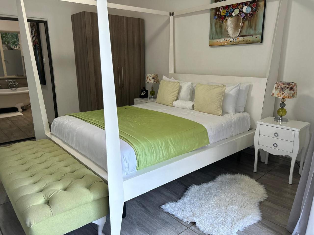 Calla Lily Guesthouse 内尔斯普雷特 外观 照片