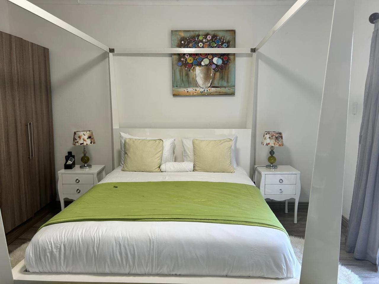 Calla Lily Guesthouse 内尔斯普雷特 外观 照片