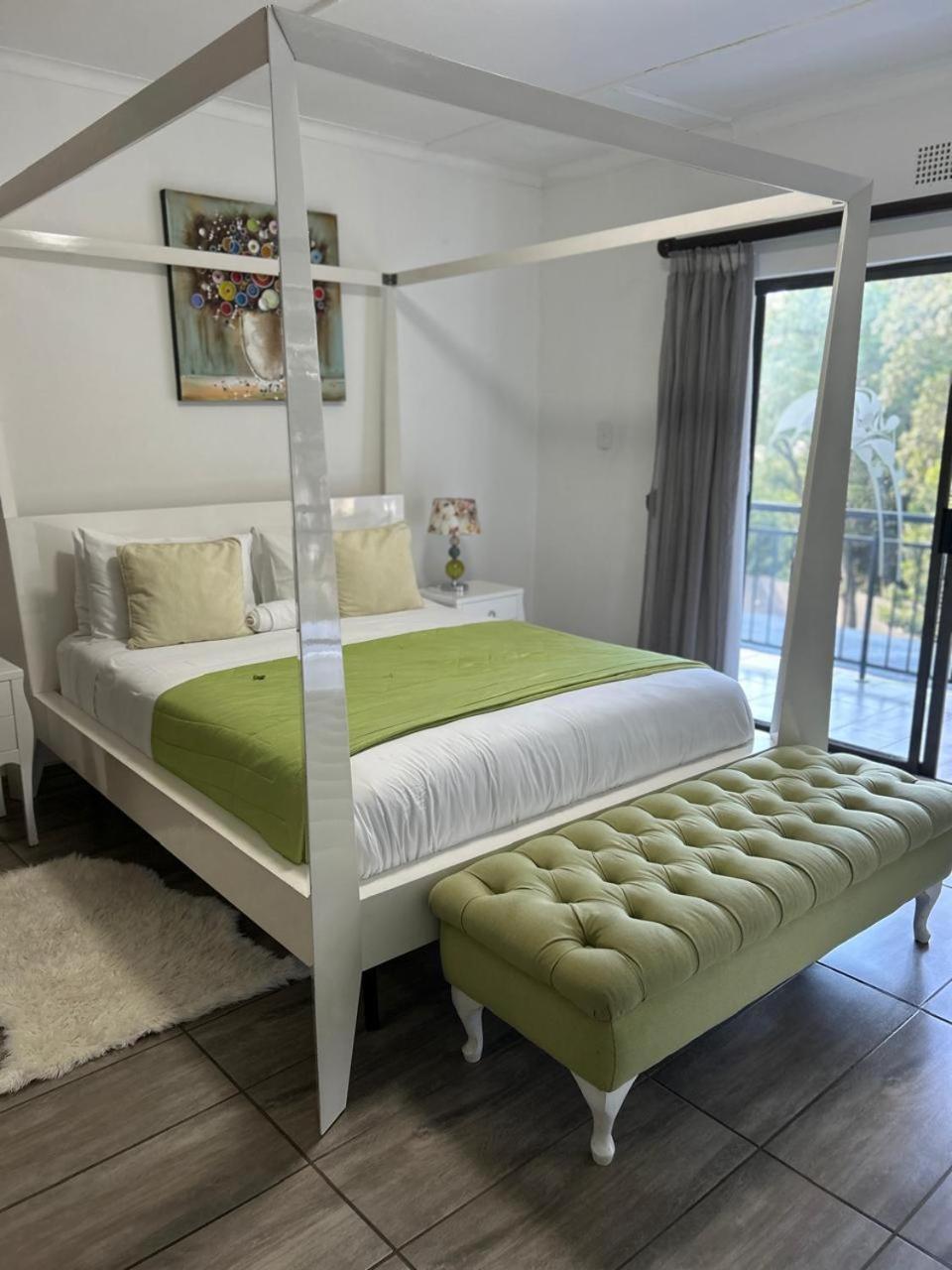 Calla Lily Guesthouse 内尔斯普雷特 外观 照片