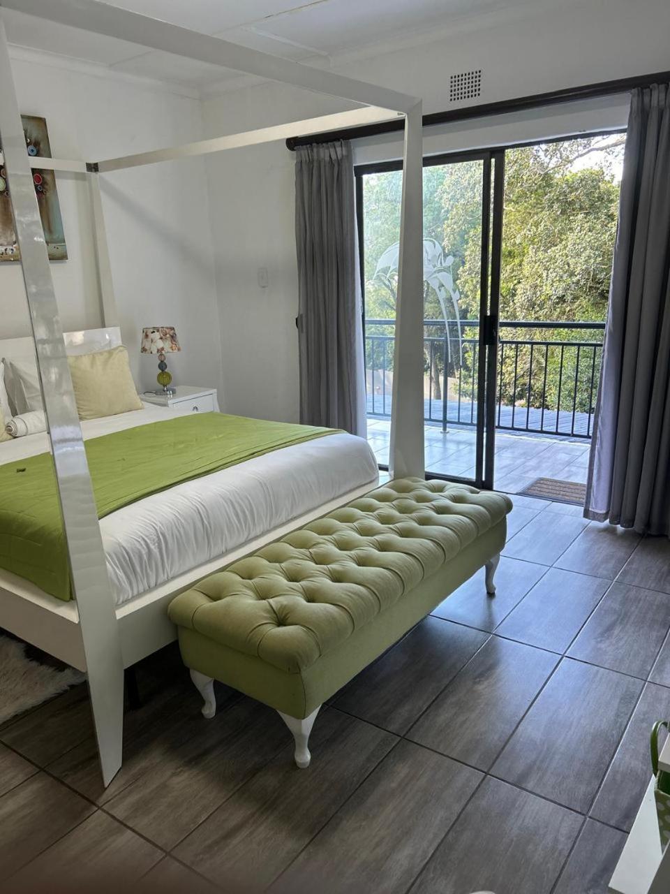 Calla Lily Guesthouse 内尔斯普雷特 外观 照片